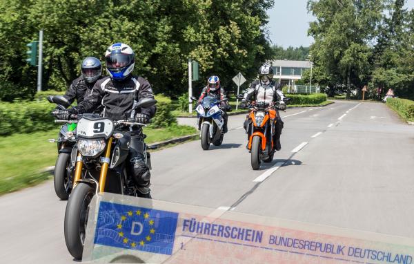 Fuehrerscheinzahlen