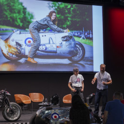 82 Intermot 2018