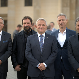 Das neu gewaehlte IVM Praesidium Mai 2023 v2