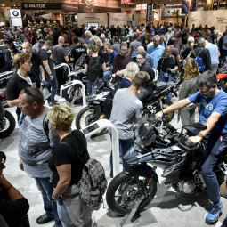 intermot 18 063 029